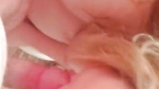 Pregnant girlfriend sucks dick