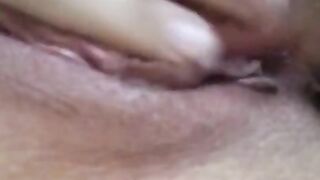 Wet Pussy Lips Enjoying Daily Twitching