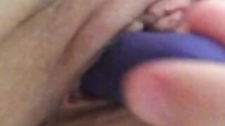 Upclose Vibrator Pussy Masturbation