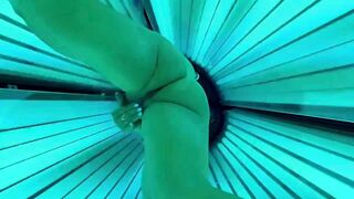 Public Solarium Squirt