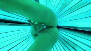 Public Solarium Squirt