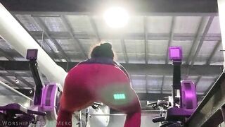 Close Up Sweaty Gym Farts POV