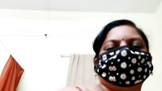 Desi Indian Divya aunty nude video