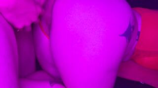 BIG ASS WEBCAM GIRL GETS FUCKED BY HER BEST FRIEND