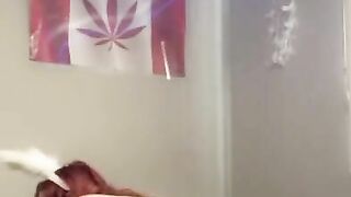 Bbw Redhead Bunny Plays With Buttplug