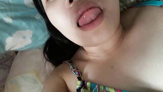 Horny pinay super wet pussy taste her cum