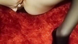 Fingering my pussy and ass using sex toy