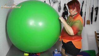 Mega balloon blow up