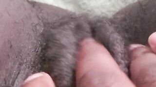 Rubbing my pussy till I cum