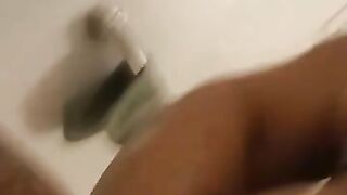 Making this pussy squirt