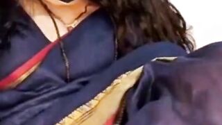 Desi Indian aunty saree blouse removing webcam show live