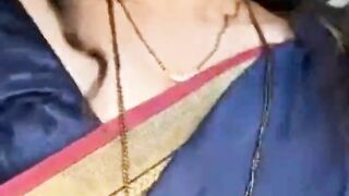 Desi Indian aunty saree blouse removing webcam show live