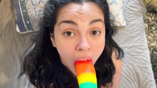 I teach my 18 year old sister to suck a dick for the first time with her dildo