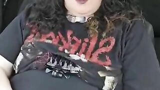 BBW gets off at the grocery store and toys in the parking lot