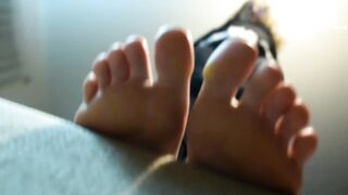 Giantess amature feet stomping (POV trample, foot goddess, small feet, barefeet, POV feet, soles)