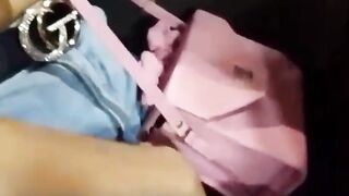 Encuentro a mi ex en el autobús y le hago sexo oral blowjob pareja real publico