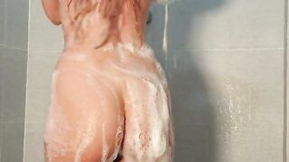 Sexy Blonde gets Soapy and Naughty in the Shower