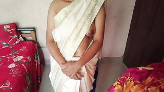 Nisha,a Malayali Takes Her Husband S Cock in Her Mouth and Spits Out the Milk