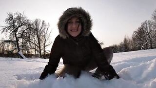 Blowjob in the snow