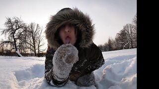 Blowjob in the snow