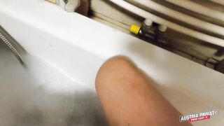 Vanessa Spontaneous Fuck in the Bathtub